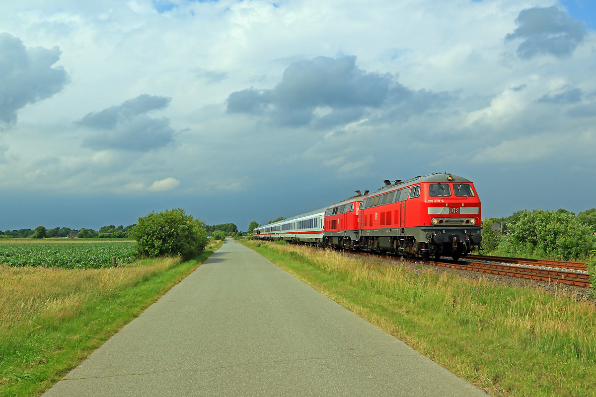 218 379 und 832 Risum-Lindholm