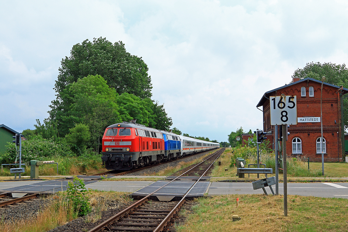 218 390 + 055 mit IC