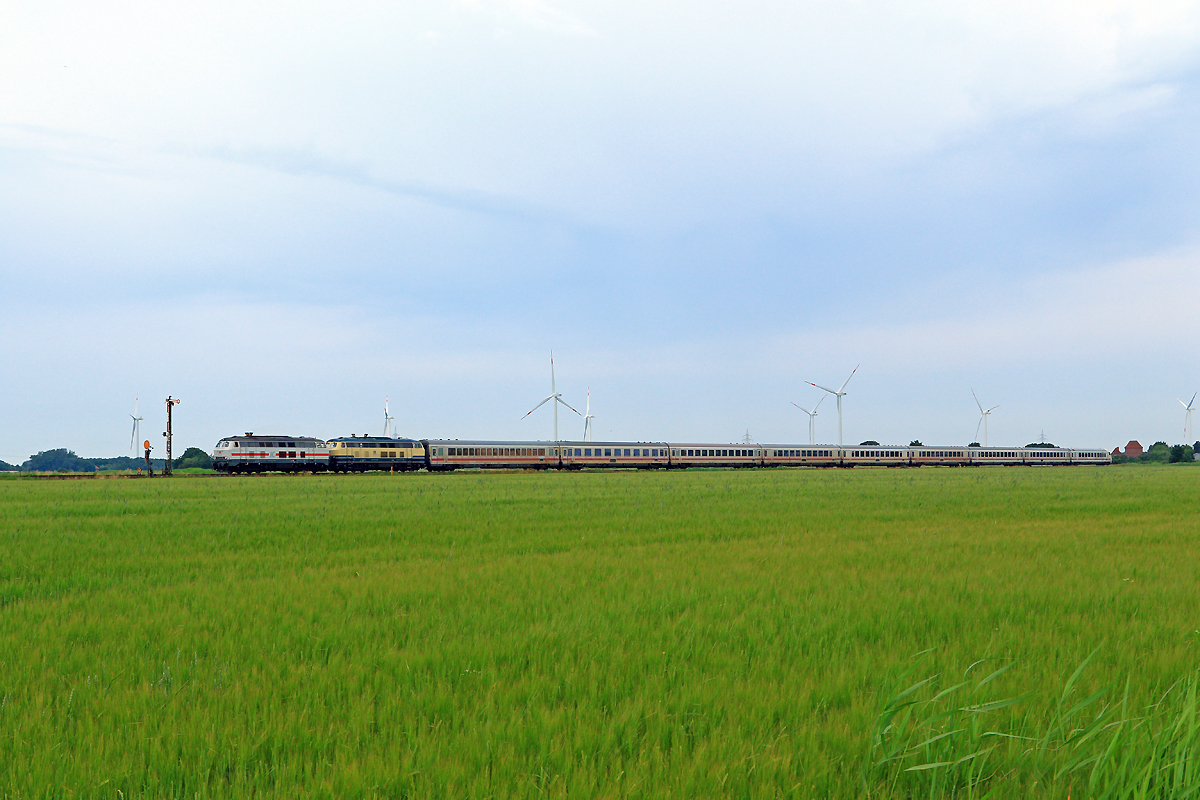 218 315 und 341 bei Klanxbüll